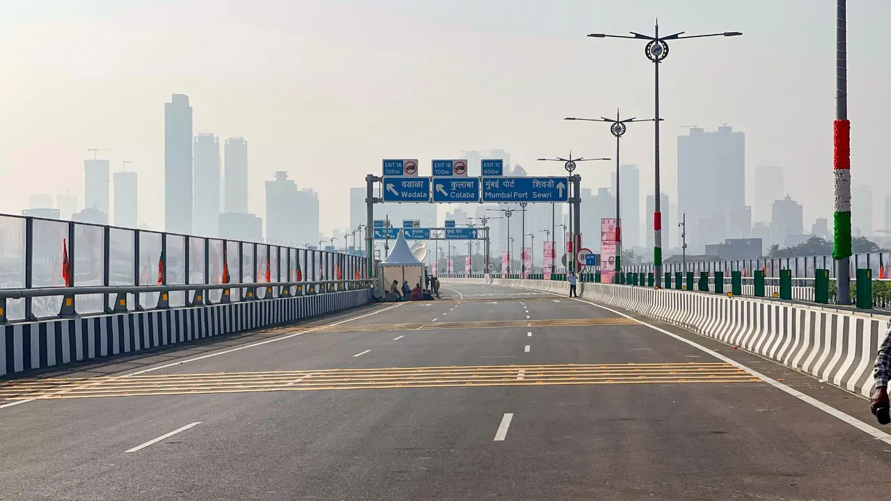 Newly-constructed Atal Bihari Vajpayee Sewri-Nhava Sheva Atal Setu, on Friday, Jan. 12, 2024.