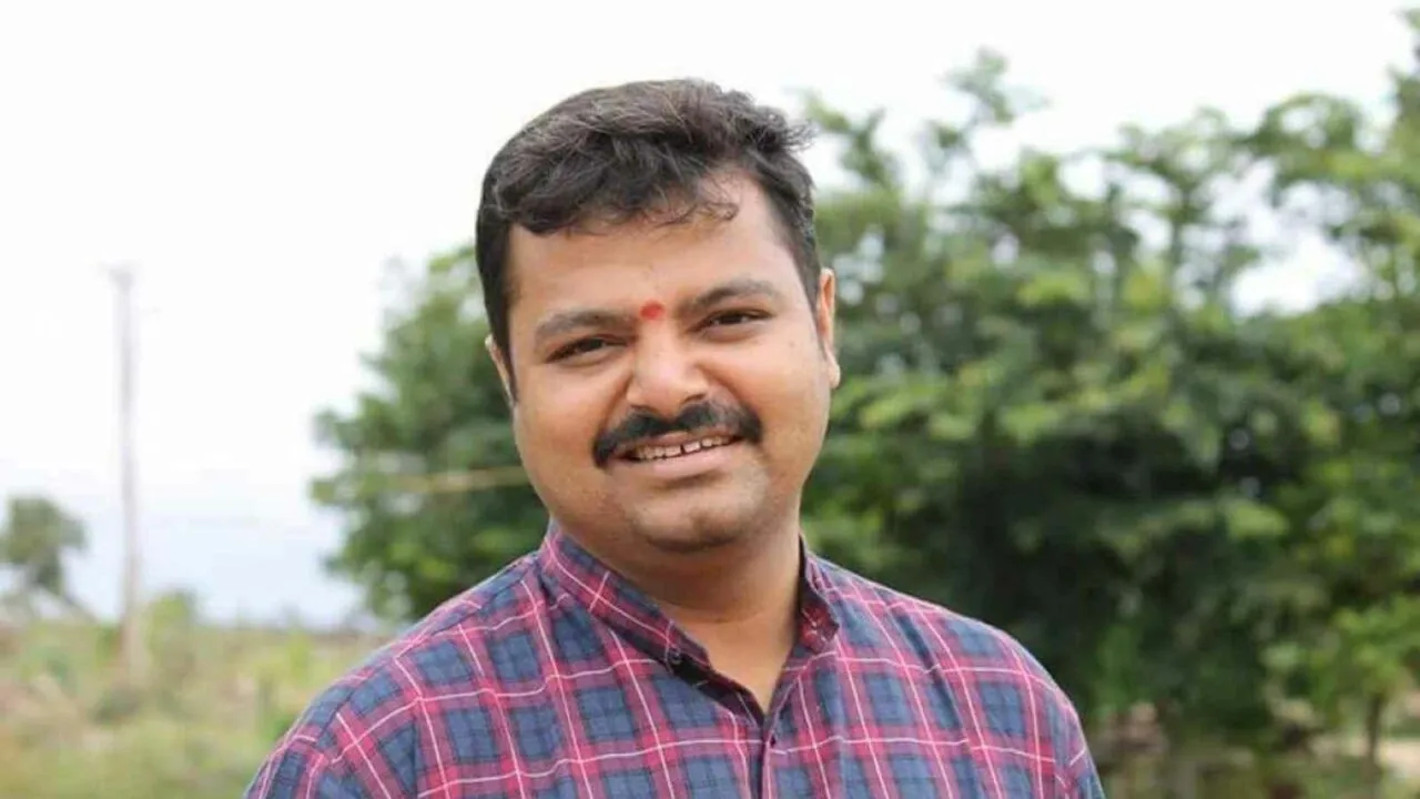 Chakravarti Sulibele.jpg