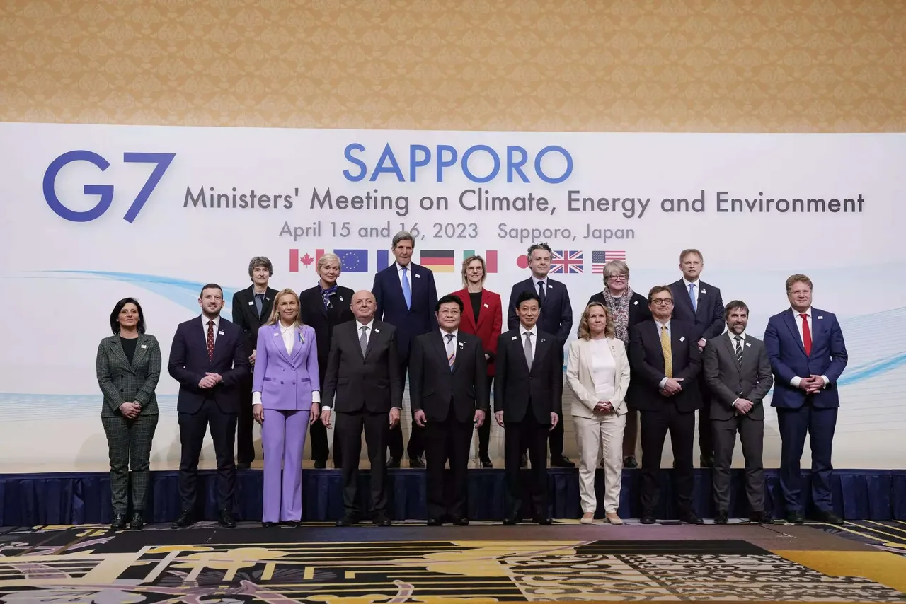 G7.jpg