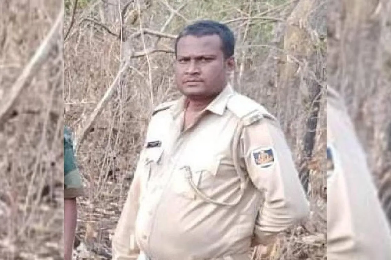 Mathi Hansad.jpg
