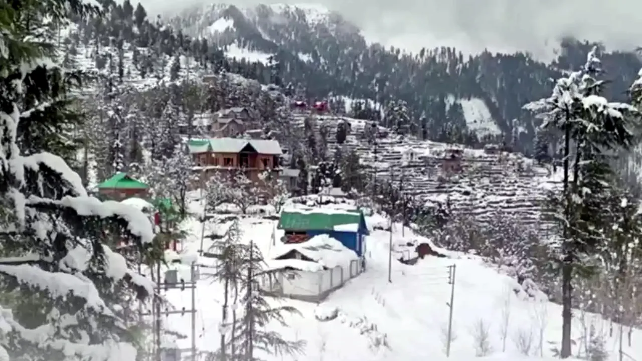 SNOWfall in Doda hills.jpg