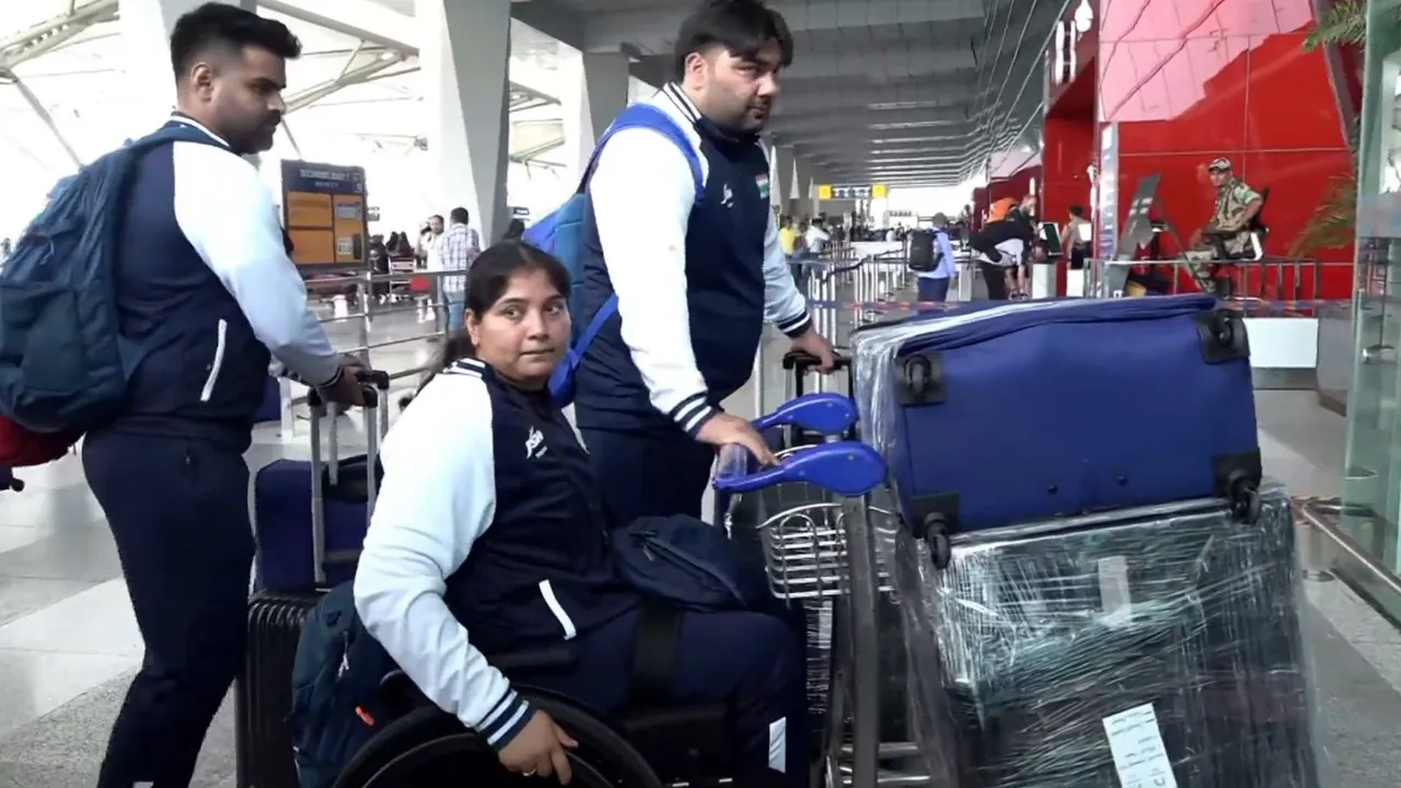 Indian contingents for the Paris Paralympics departs, in New Delhi, Sunday, Aug. 25, 2024.