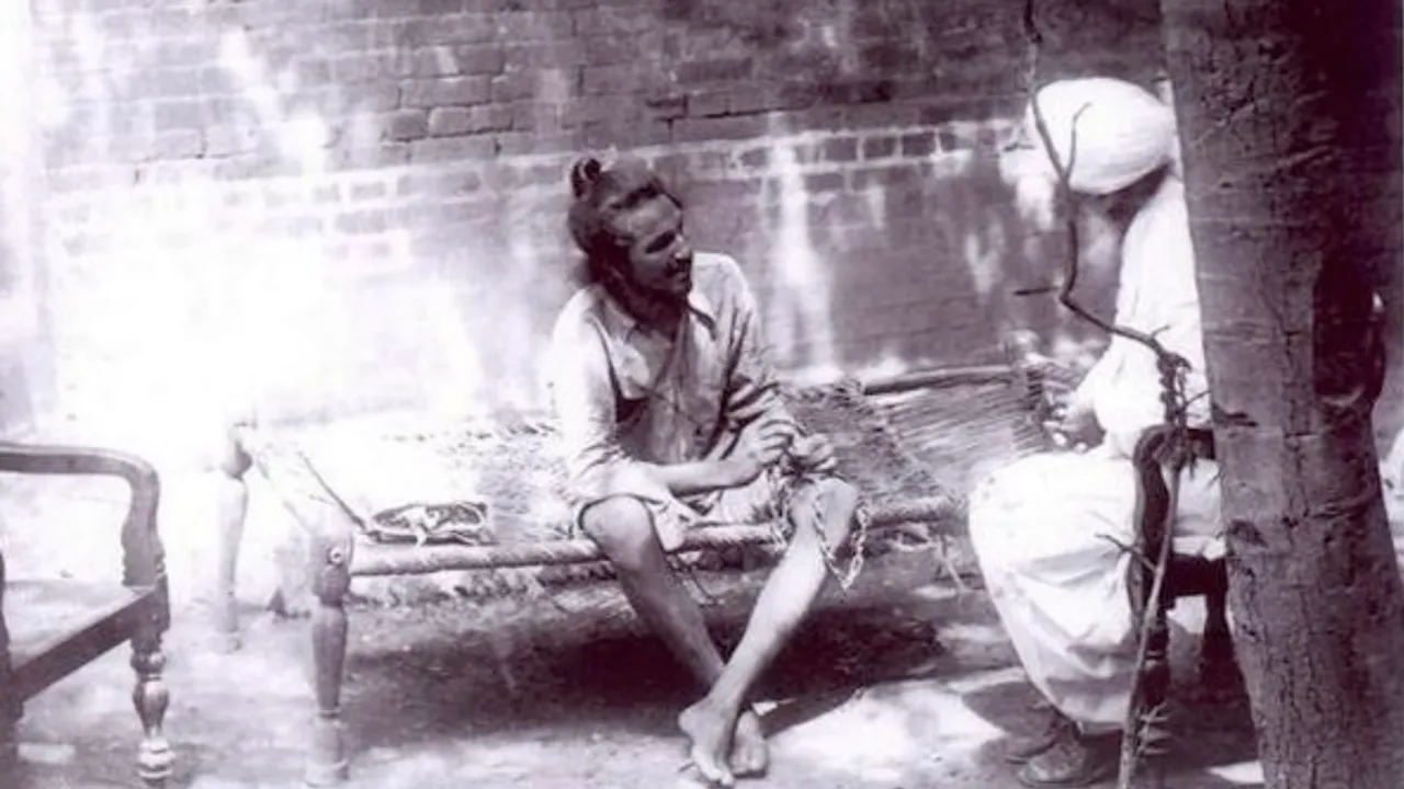 Bhagat Singh under arrest In Lahore Railway Police Station