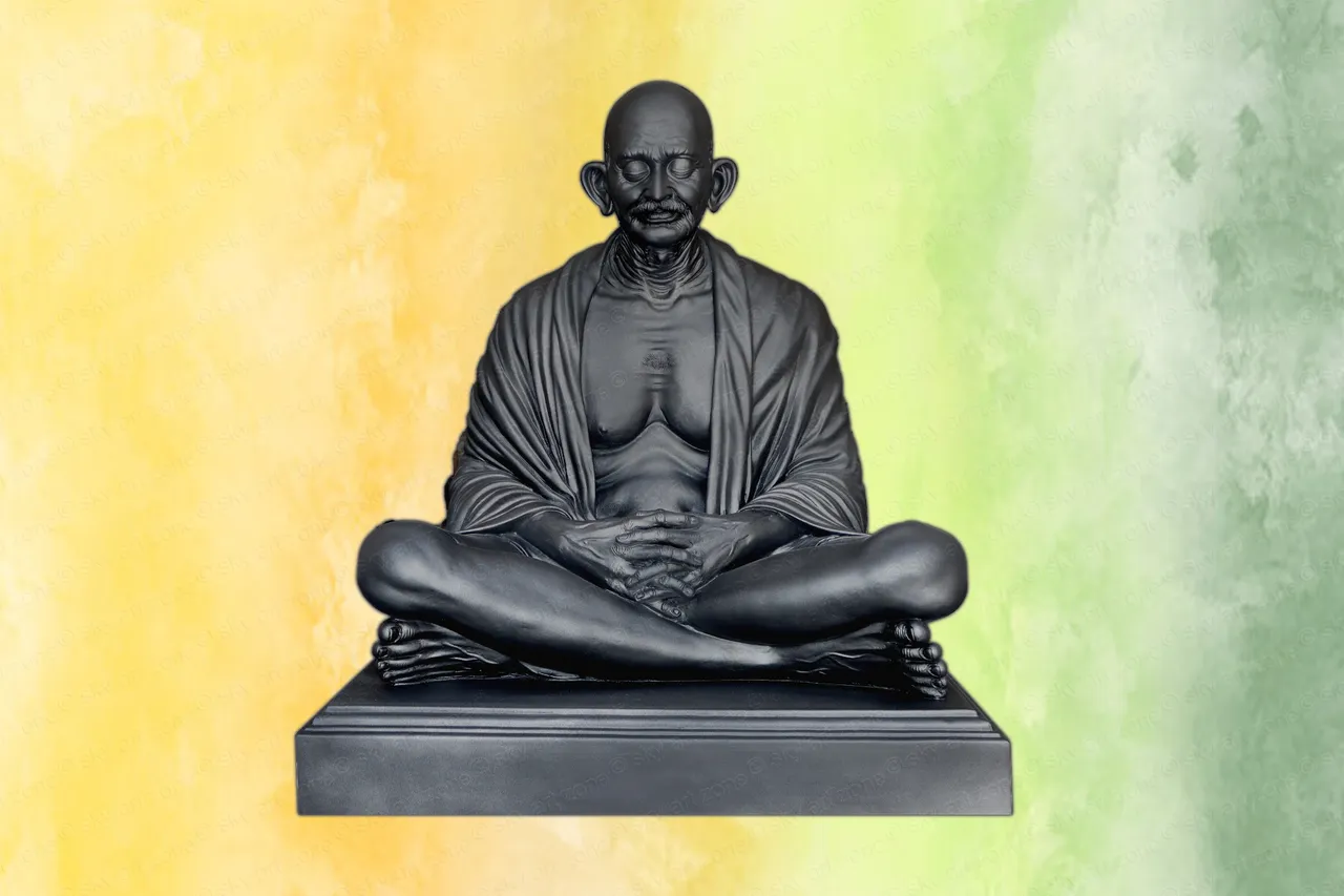 mahatma gandhi fiber statue.png