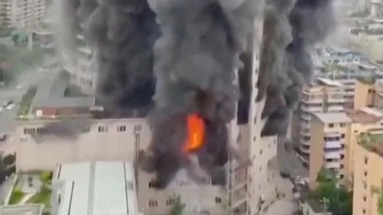 Sichuan Shopping Mall Fire