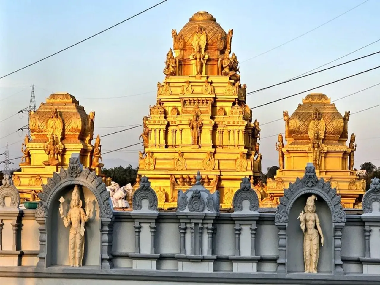 Tirupati Balaji temple.jpg
