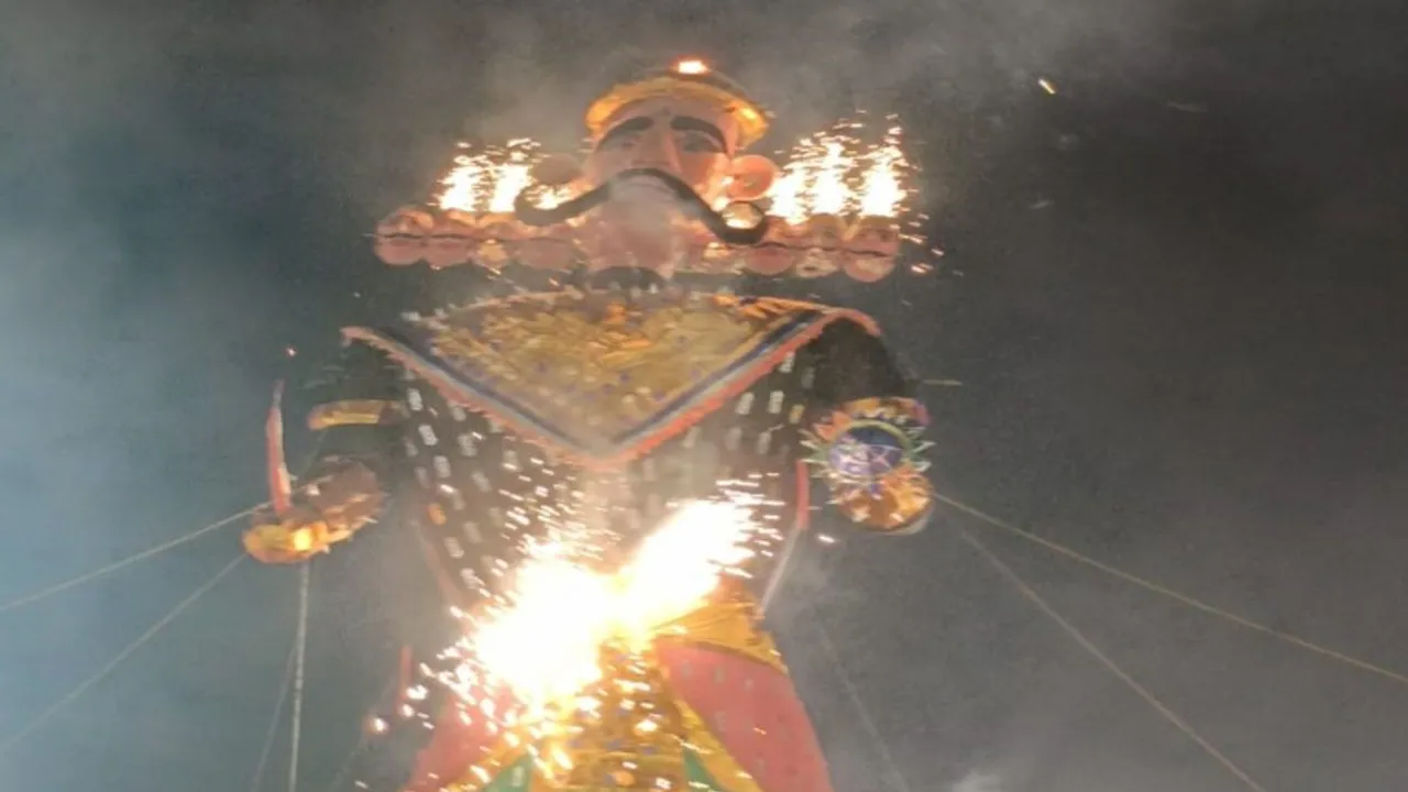 An 80-foot-tall effigy of Ravana was set on fire with 3D effects on the ocassion of Vijayadashami on Saturday