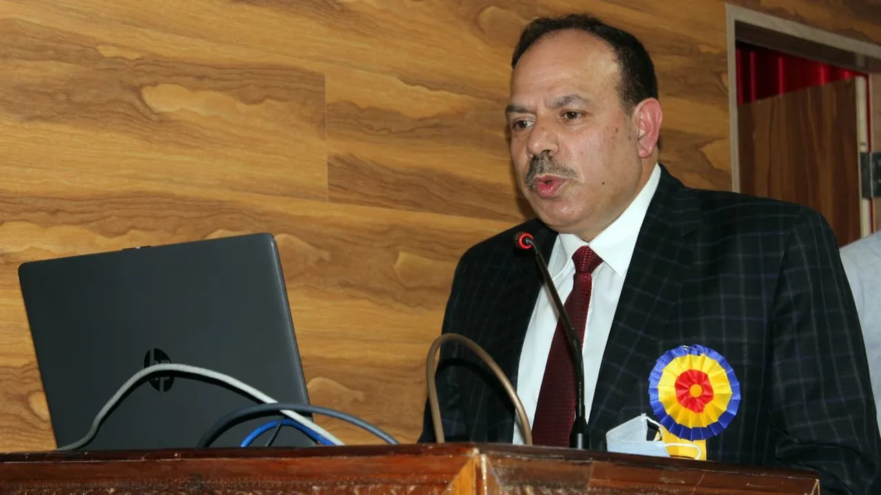 Shakeel Ahmad Romshoo.jpg
