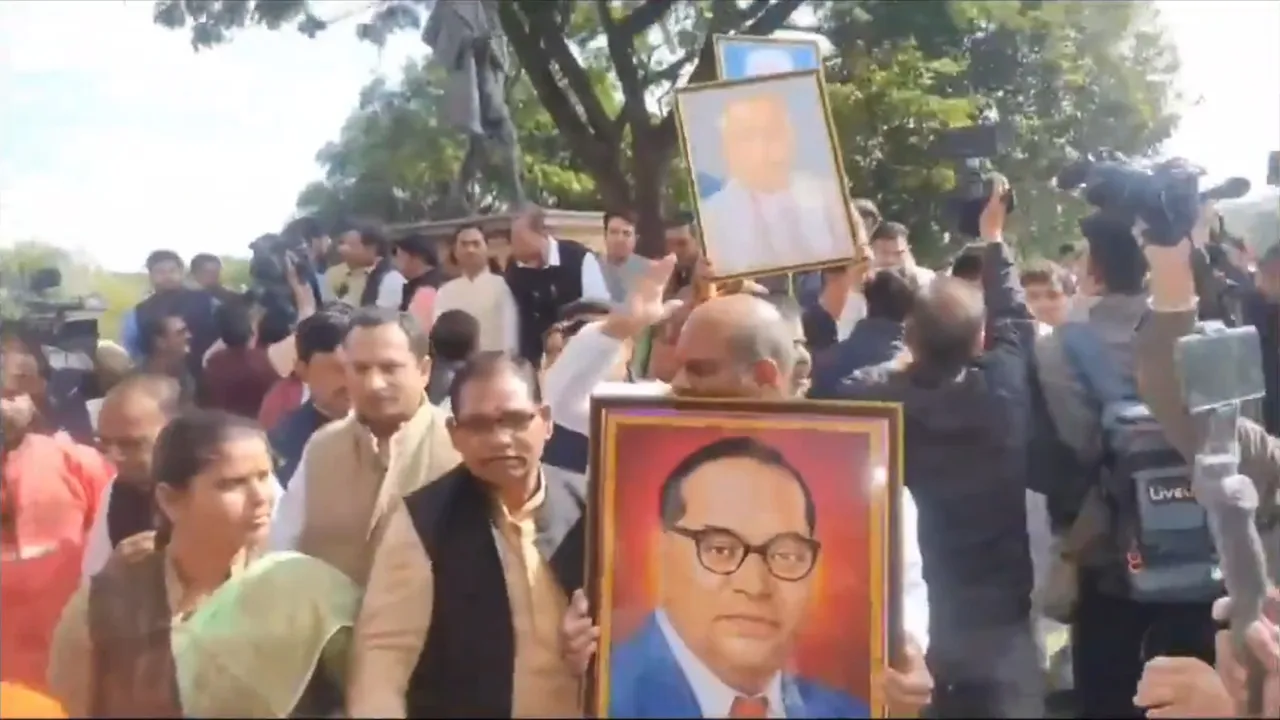 BR Ambedkar JL Nehru 