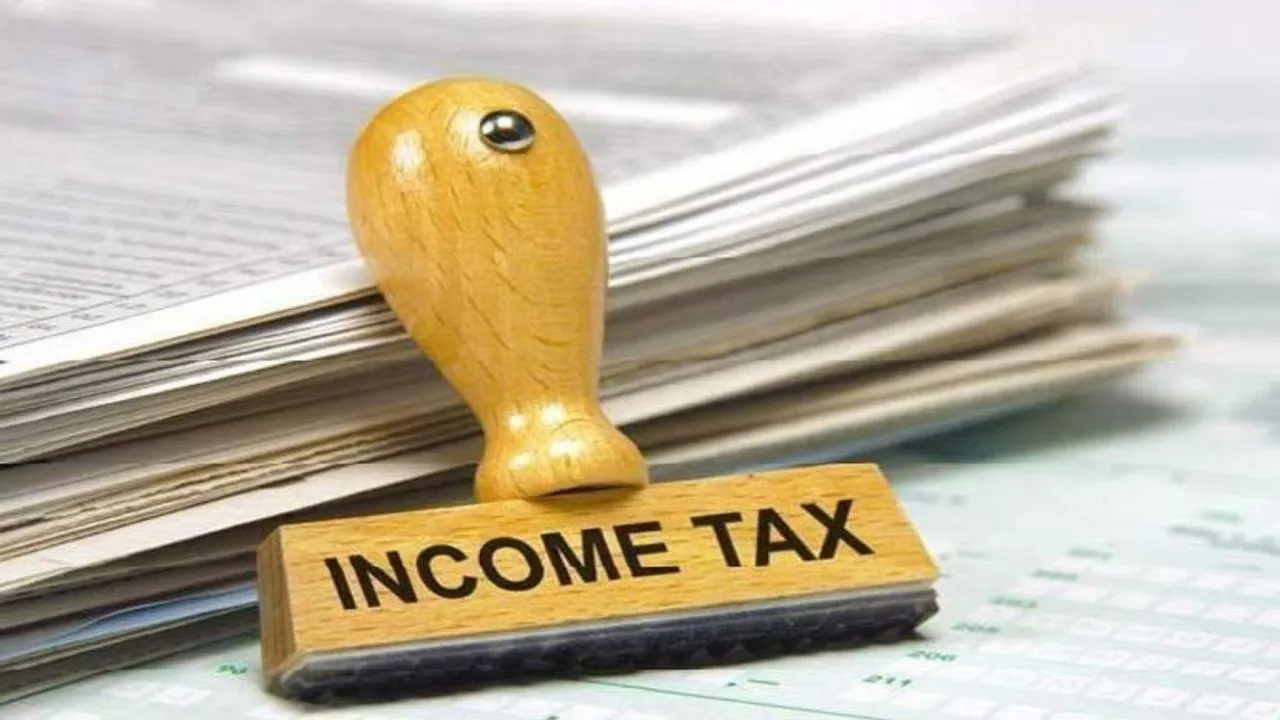 Income tax raid.jpg