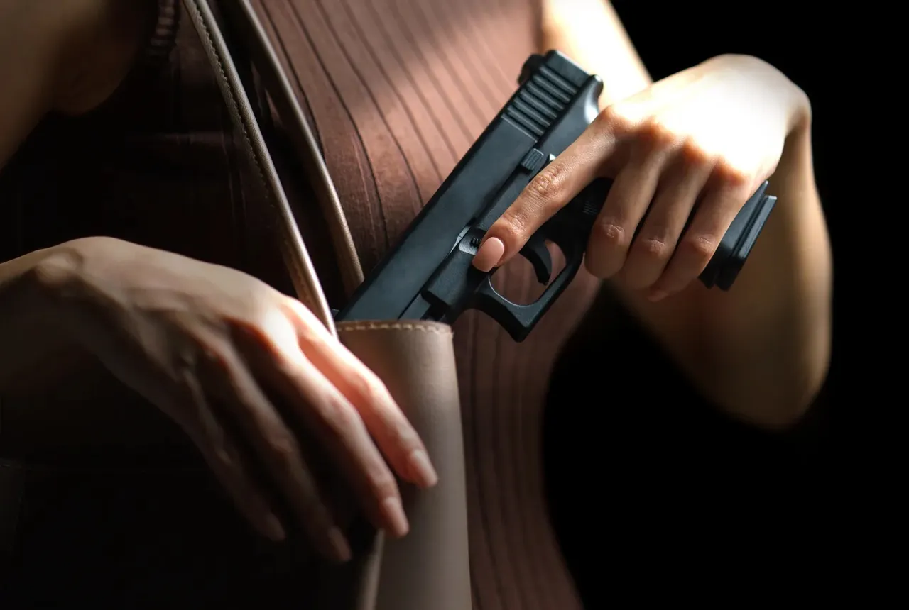 Woman pistol.jpg