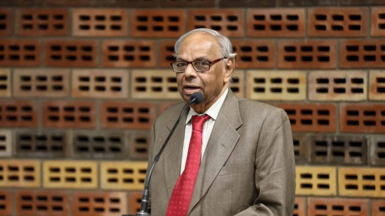 C Rangarajan India's economy.jpg