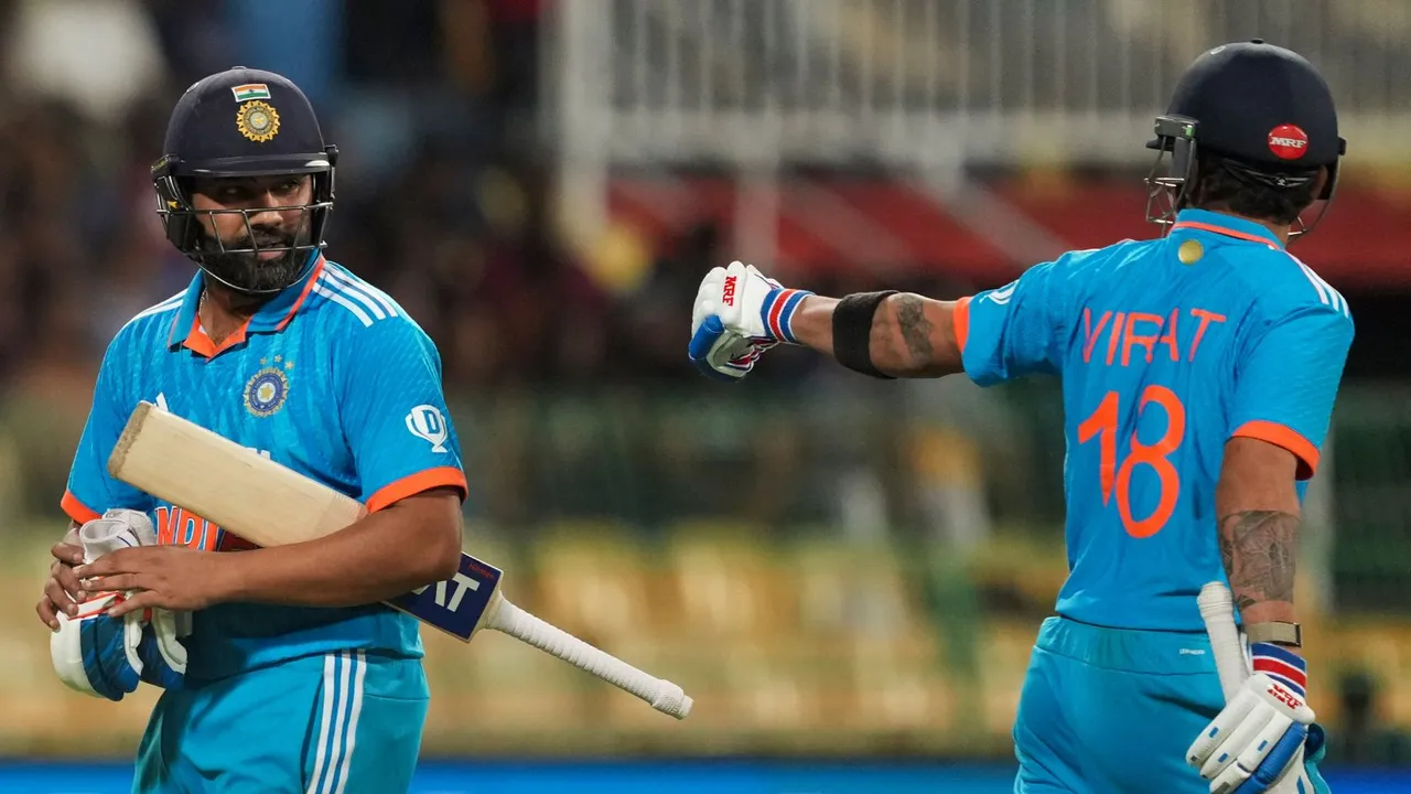 Rohit Sharma and Virat Kohli during India vs Sri Lanka ODI match