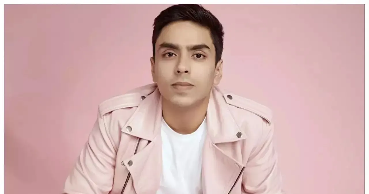 Adarsh Gourav Alien.jpg