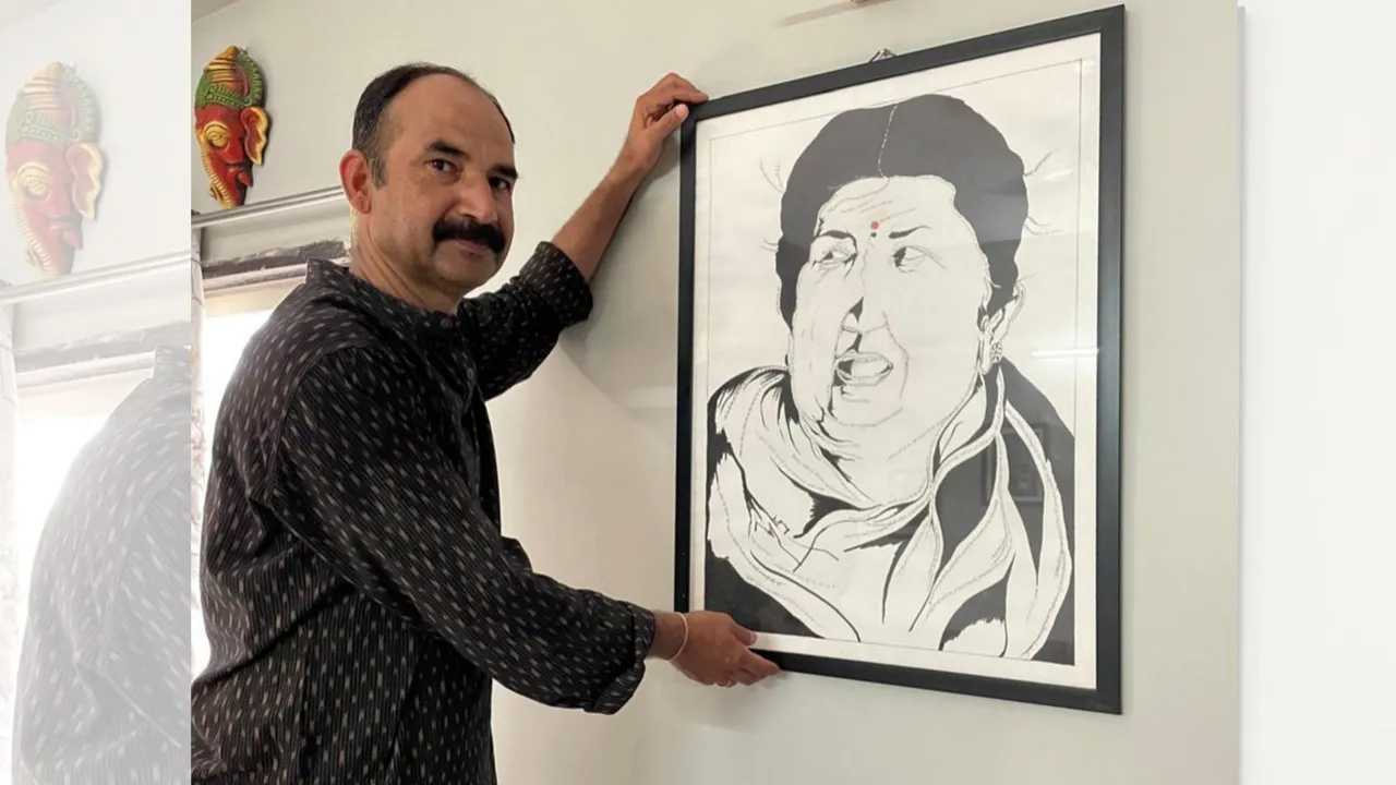 Indore-based artist Milind Dhavale showcases a special portrait of Lata Mangeshkar, comprising lyrics of 90 hit songs by her.