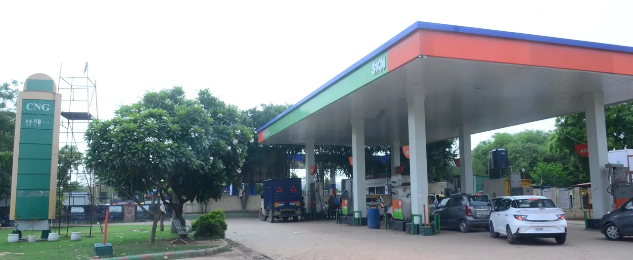 CNG Statio Gurugram.jpg