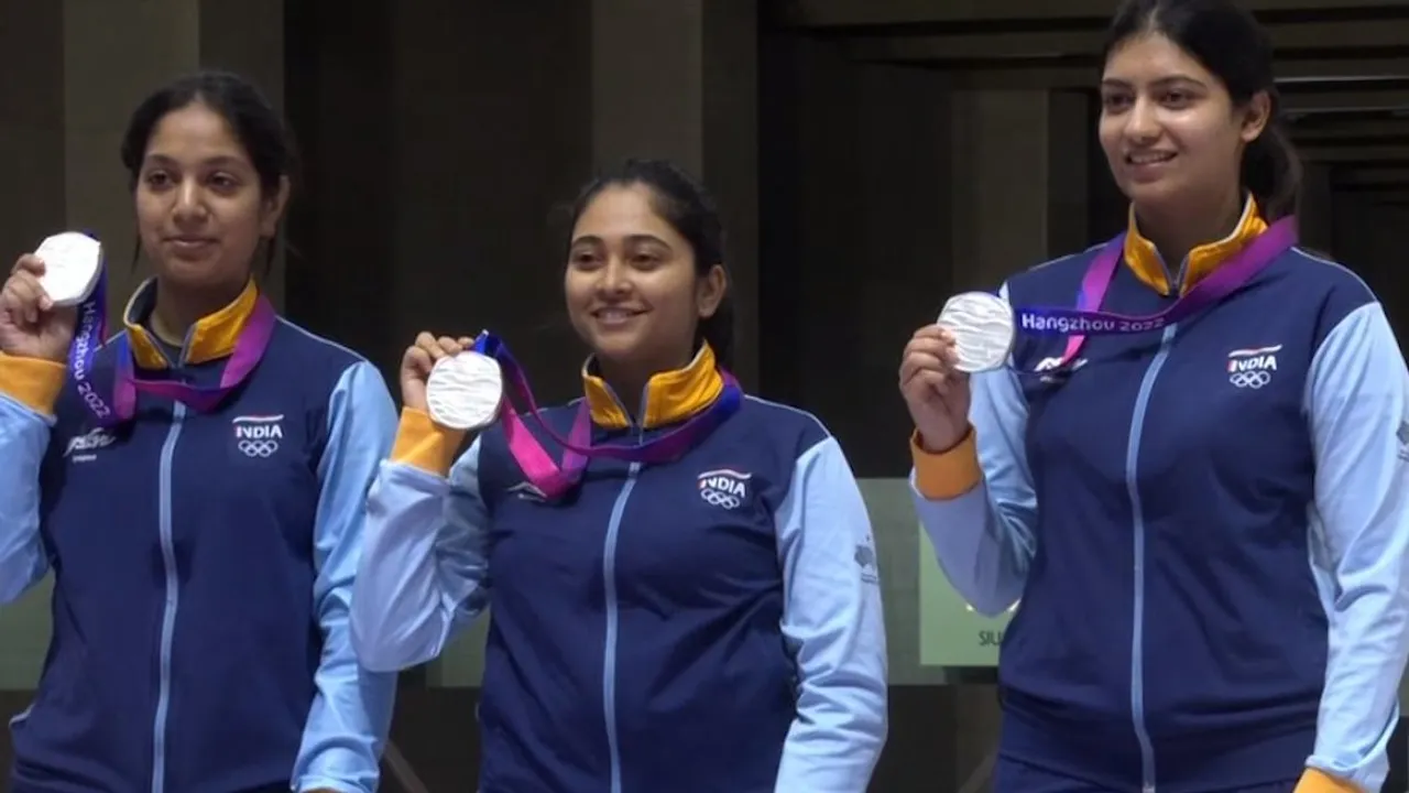 Mehuli Ghosh, Ramita Jindal and Ashi Chouksey
