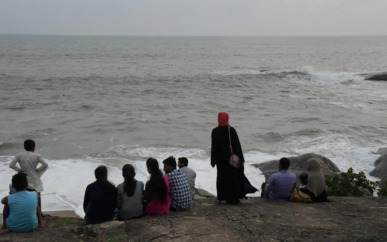 Someshwar beach Moral Policing
