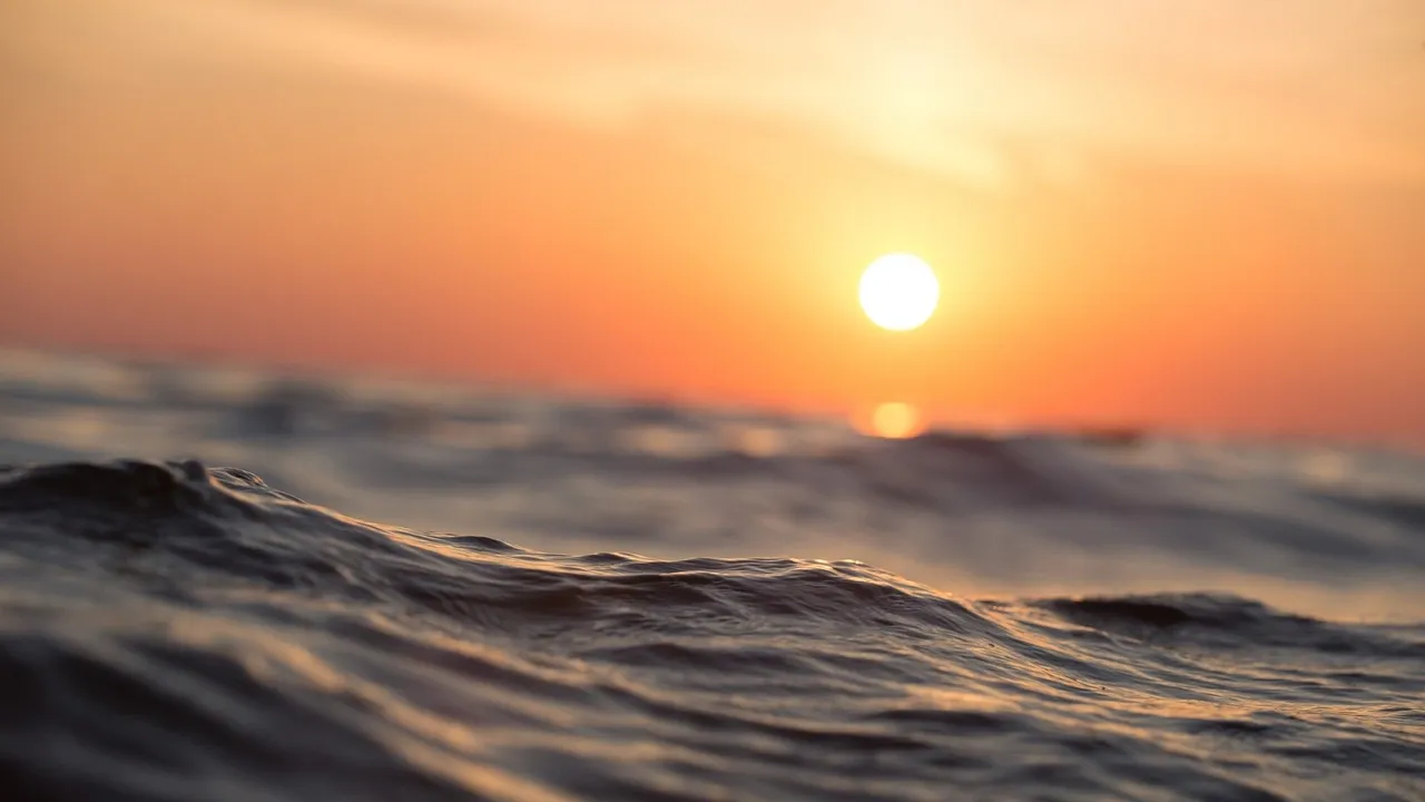 ocean current sunset.jpg