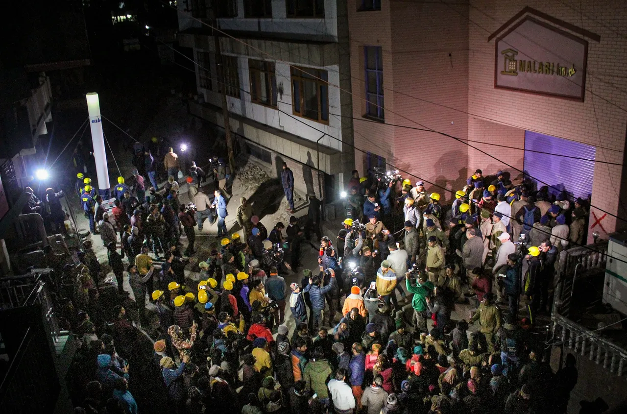 Joshimath Hotel Local Protest