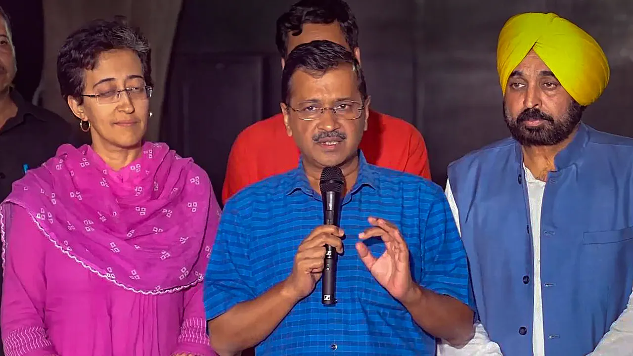 Arvind Kejriwal addressing the media after CBI questioning