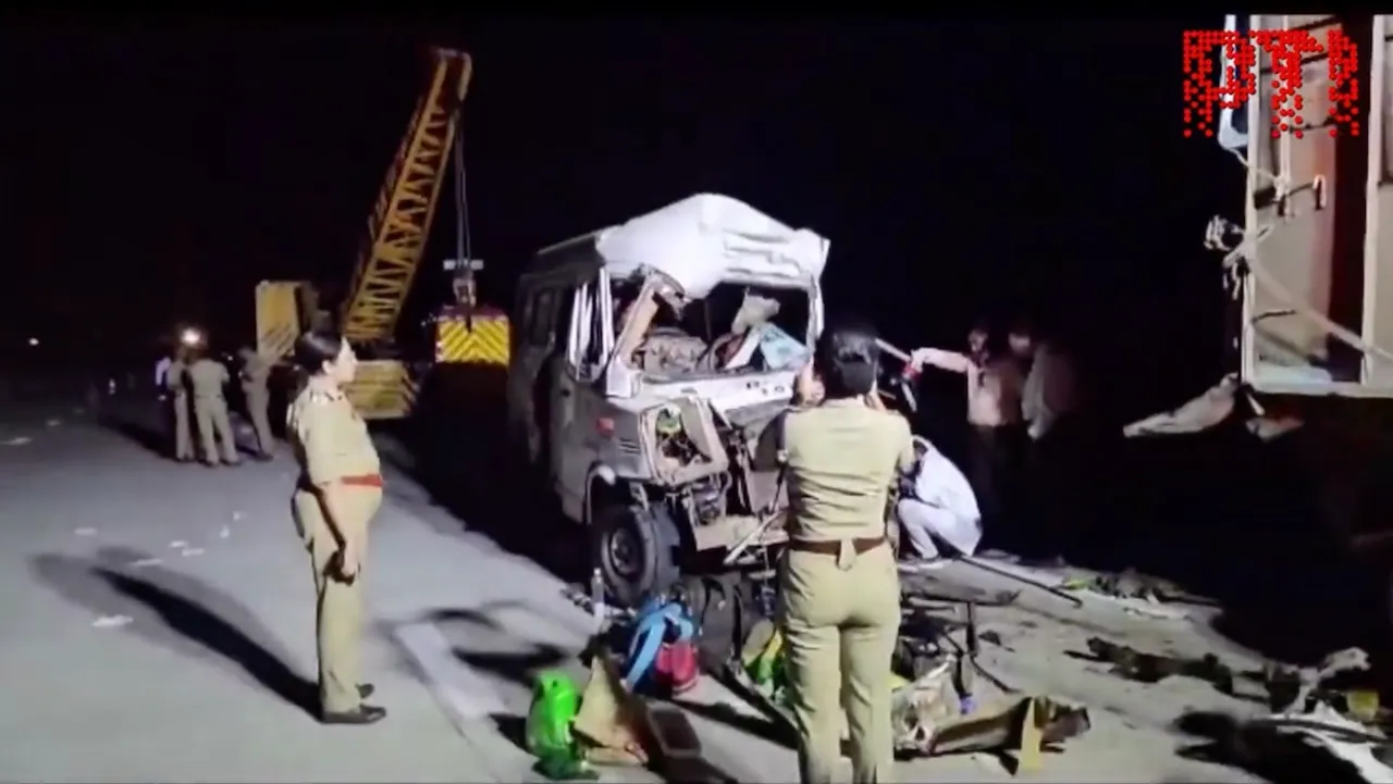 Samruddhi express way accident