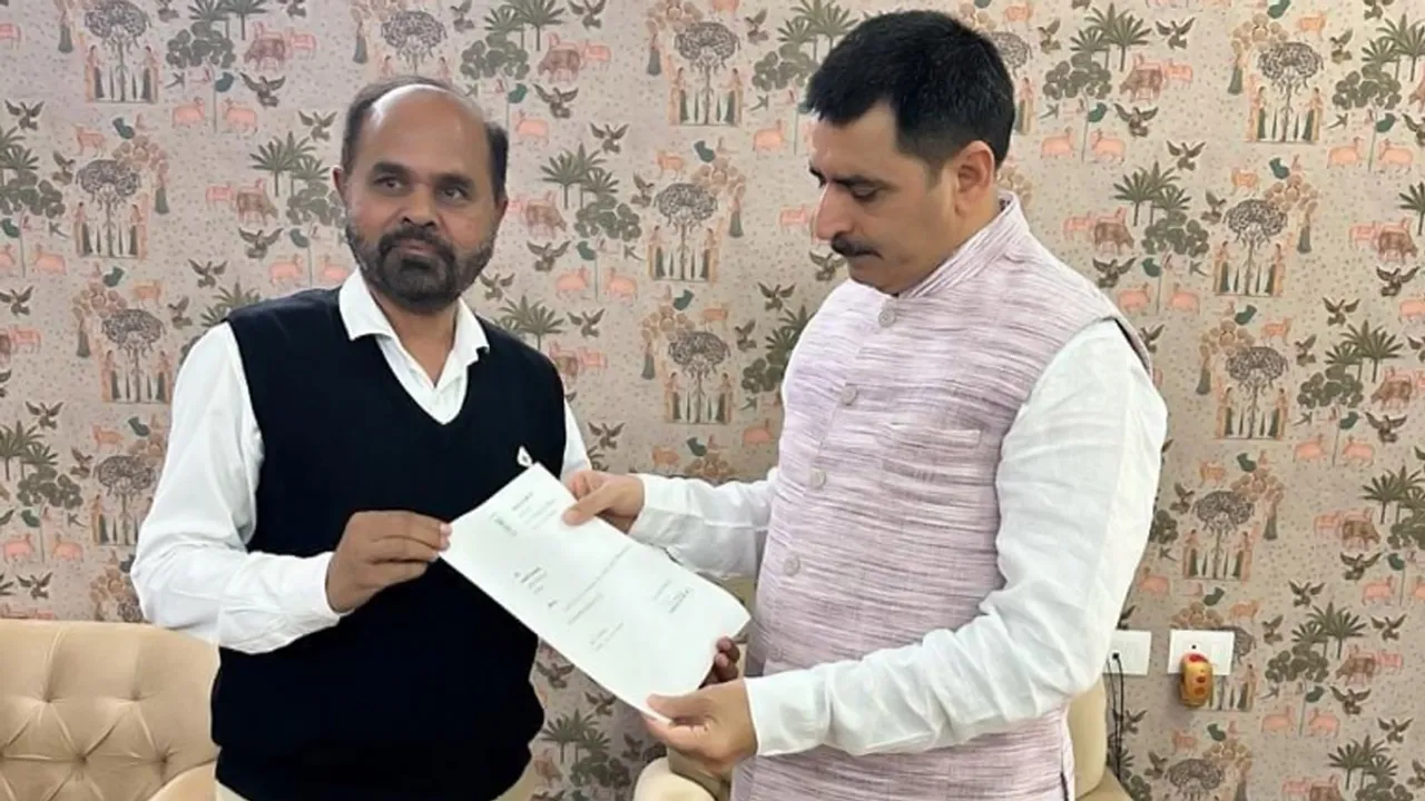 C J Chavda resigns