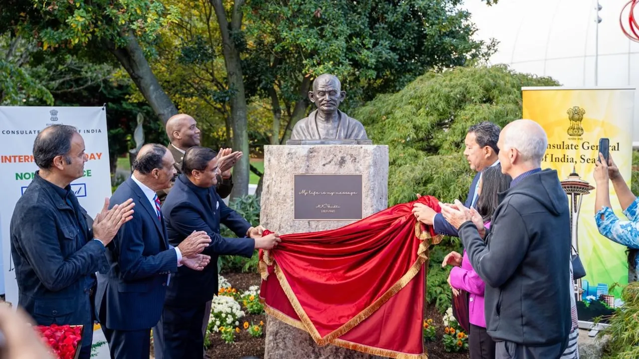 Mahatma Gandhi's bust unveiled in Seattle on Oct 2, 2024
