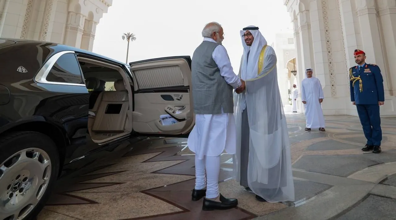 Narendra-modi-UAE-preident-visit