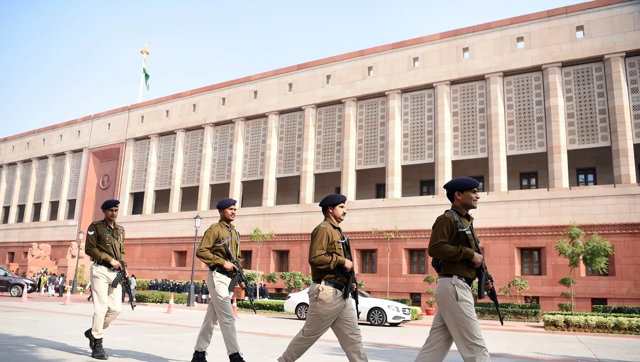 Delhi Police Parliament Dec 14.jpg