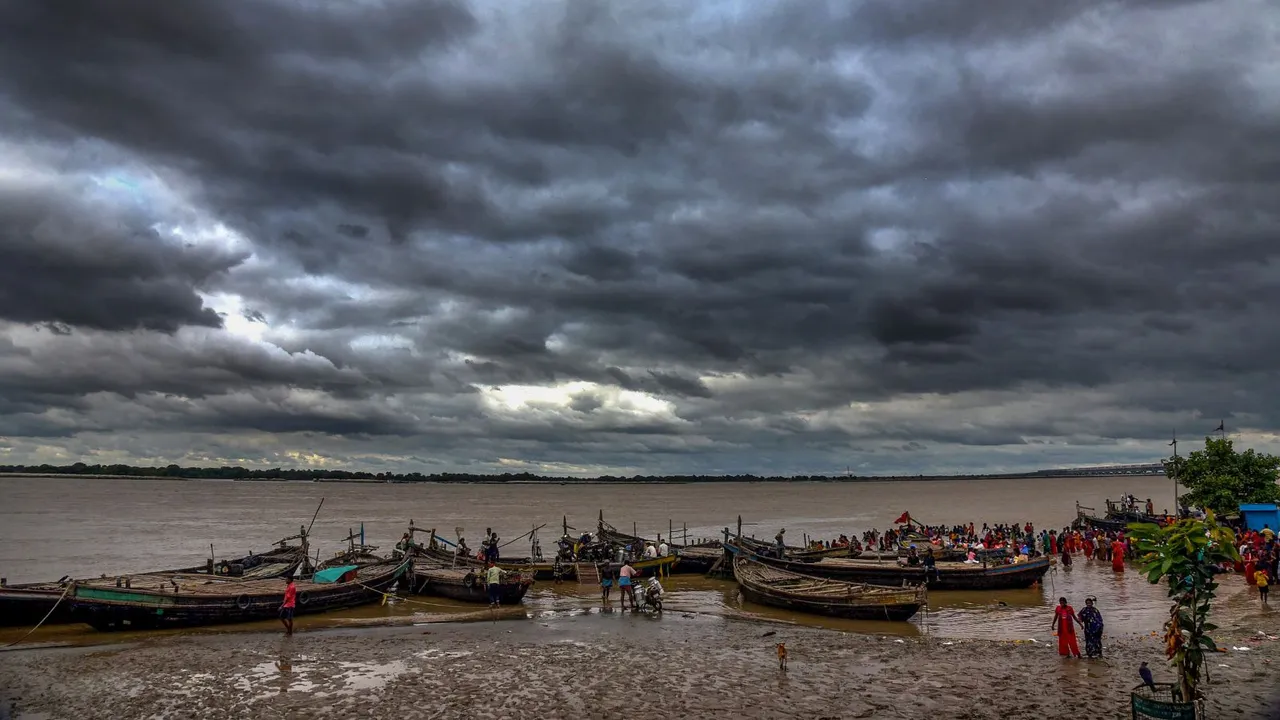 Bihar Rains Patna Rains Bihar Cloudy Skies