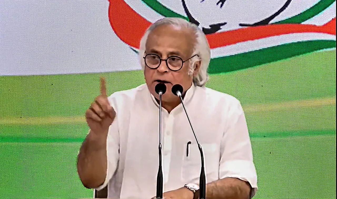 Jairam Ramesh addressing media Congress