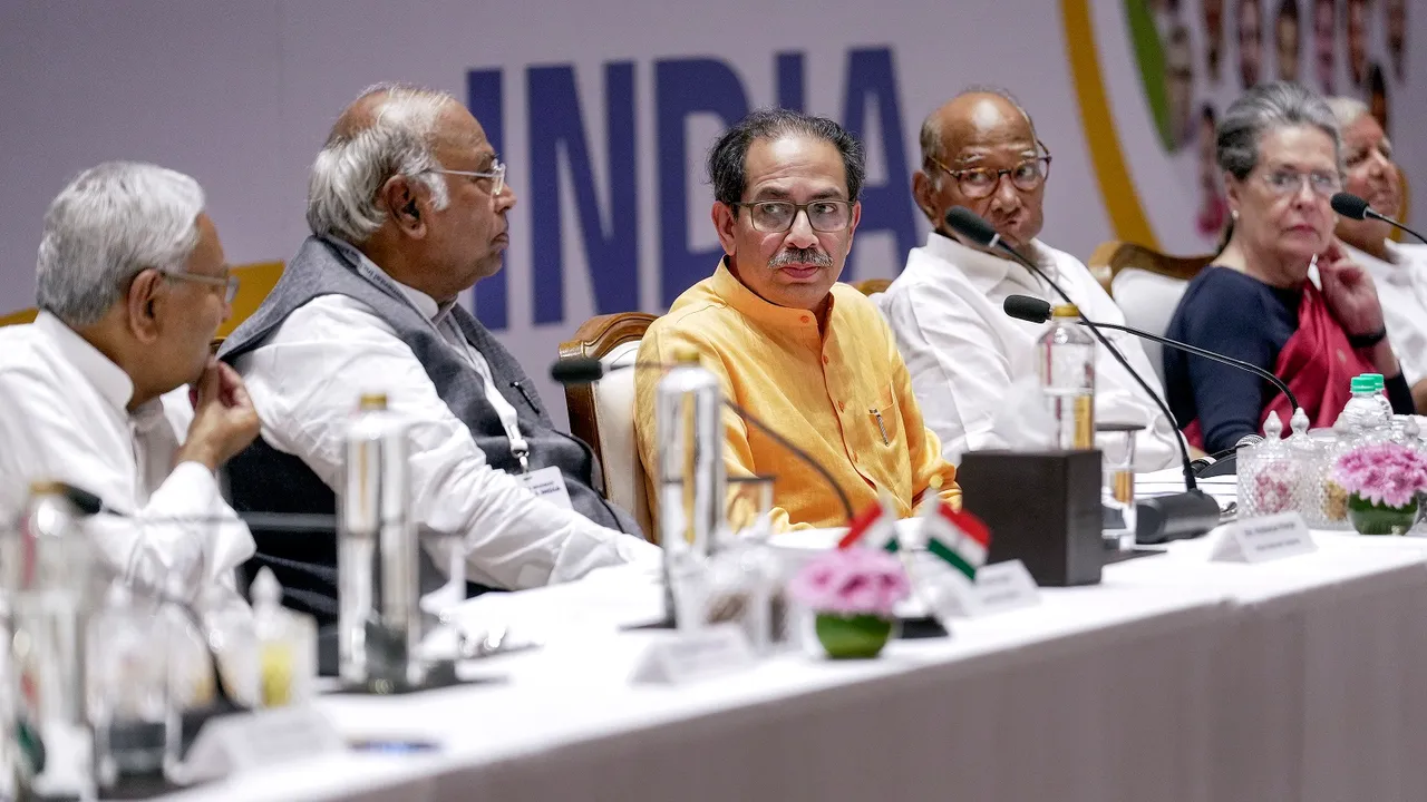Bihar CM Nitish Kumar, Congress President Mallikarjun Kharge, Shiv Sena (UBT) Chief Uddhav Thackeray, NCP Chief Sharad Pawar and Congress leader Sonia Gandhi during the INDIA alliance meeting in Mumbai
