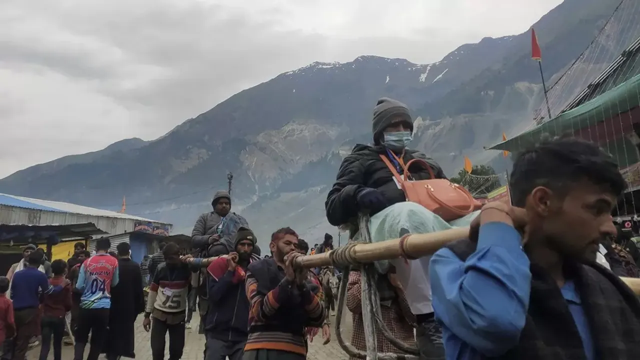 AMARNATH Hindu Muslim unity.jpg