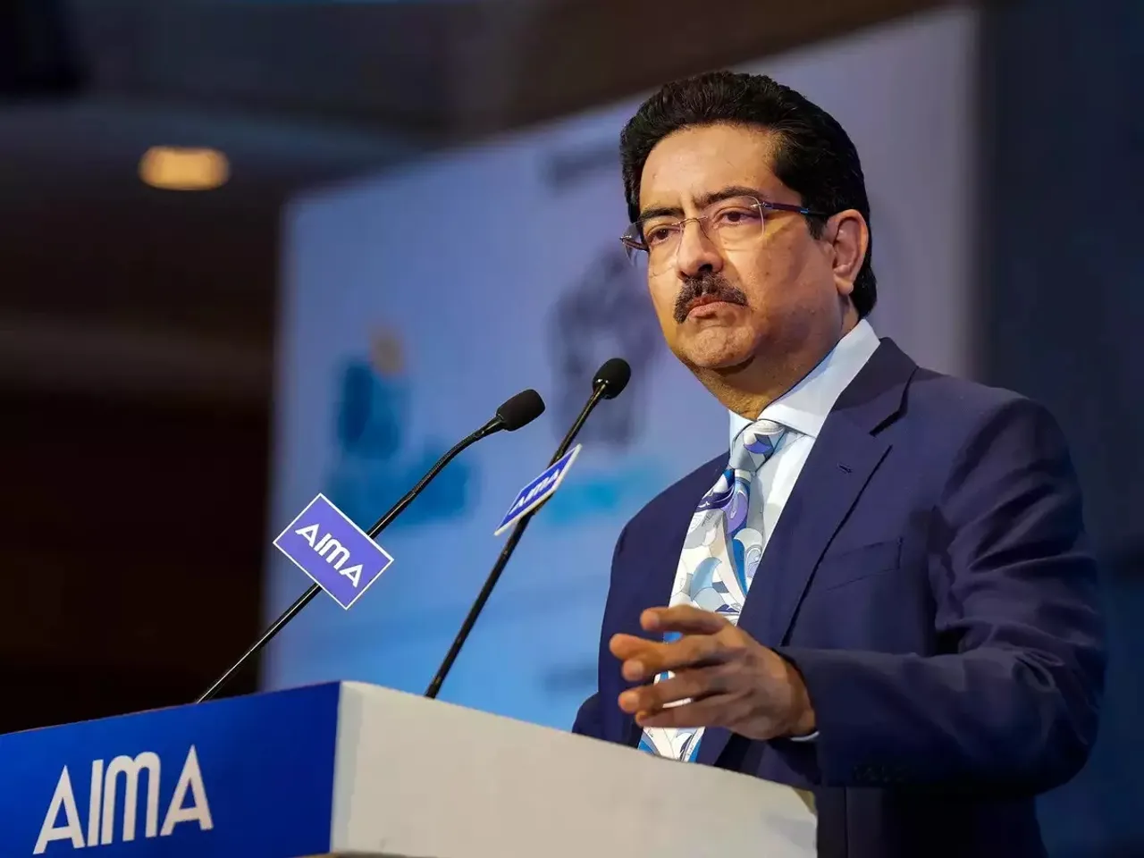 kumar-mangalam-birla-vodafone-idea