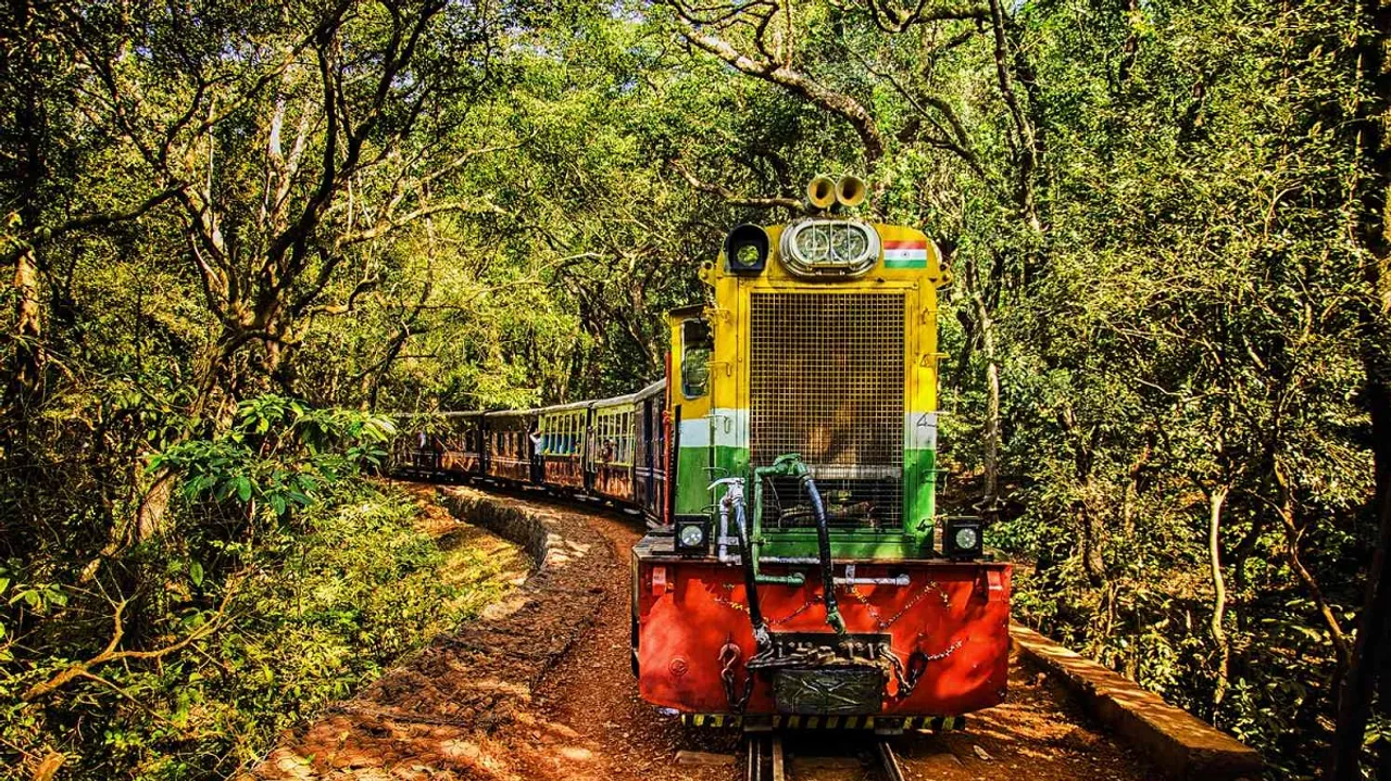 Matheran Neral mini train.jpg