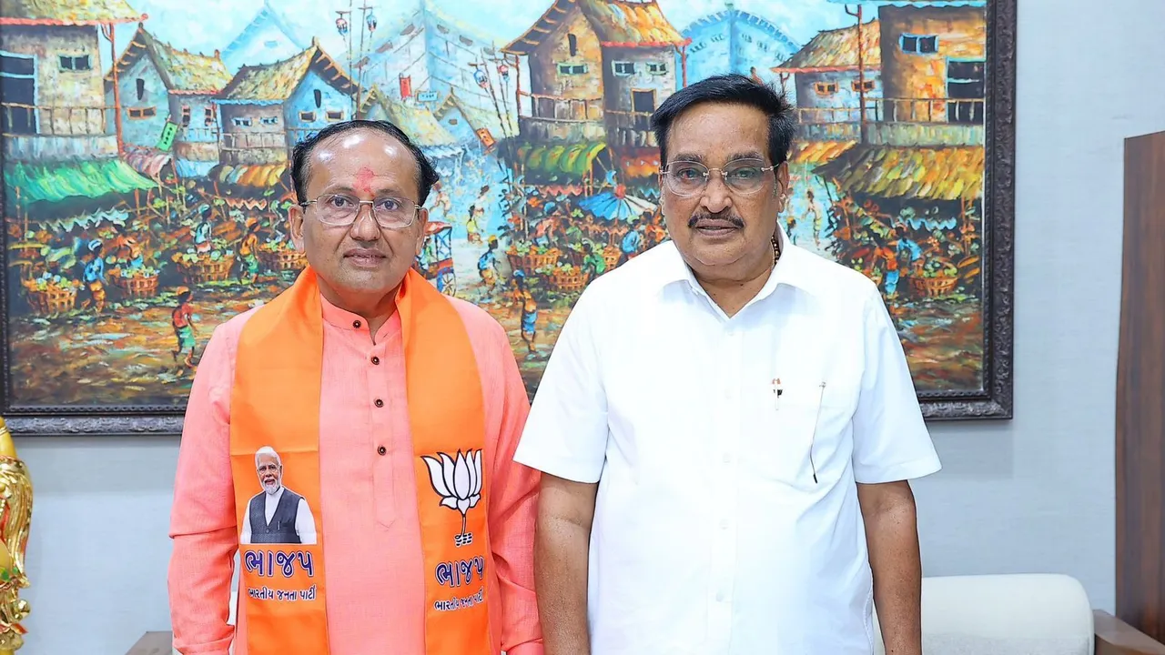 BJP's Surat Lok Sabha MP Mukesh Dalal with Party's Gujarat unit's president C R Paatil 