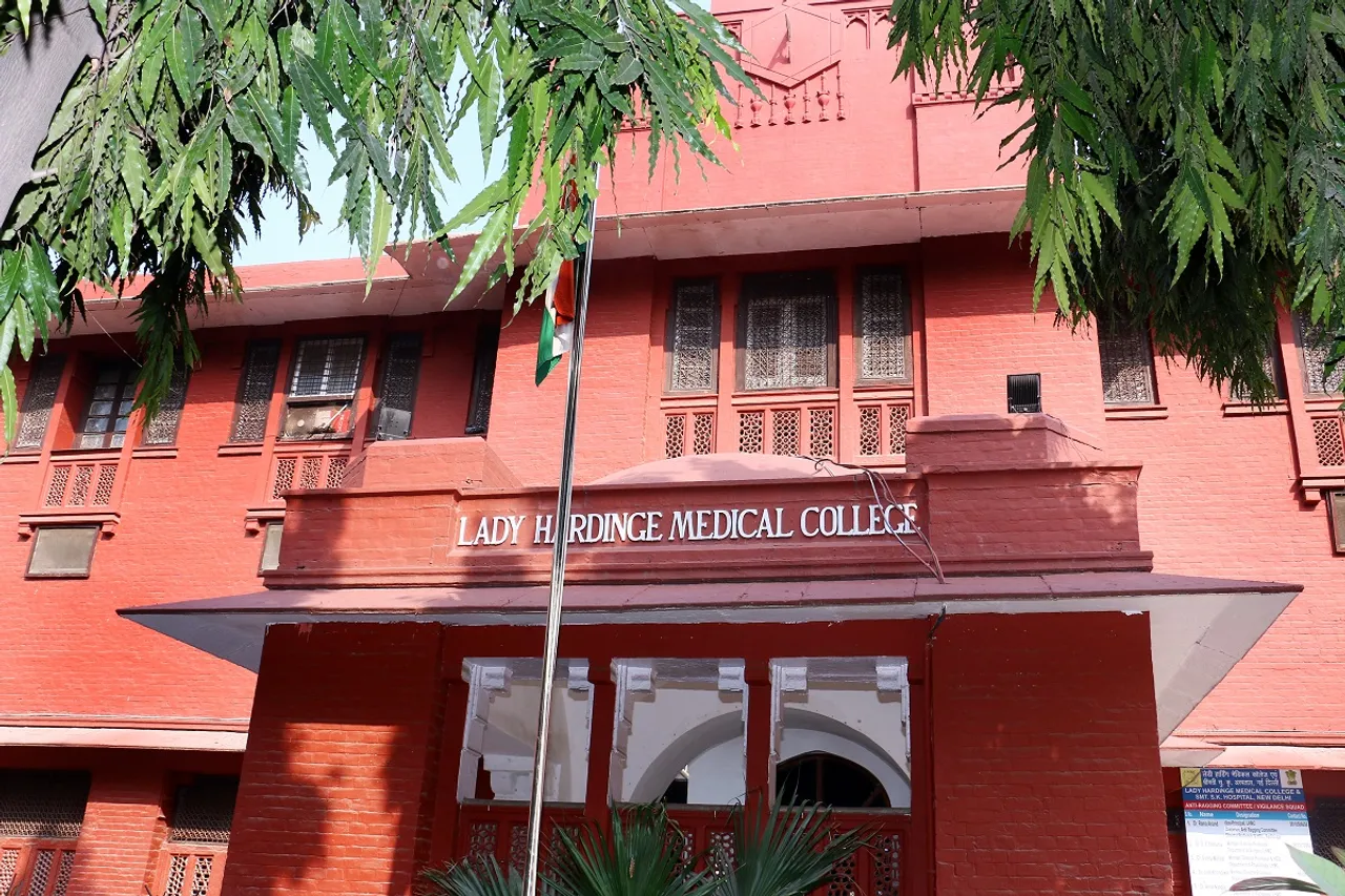 Lady Hardinge Medical College.jpg