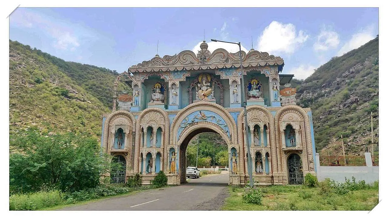  Nalhar temple.jpg