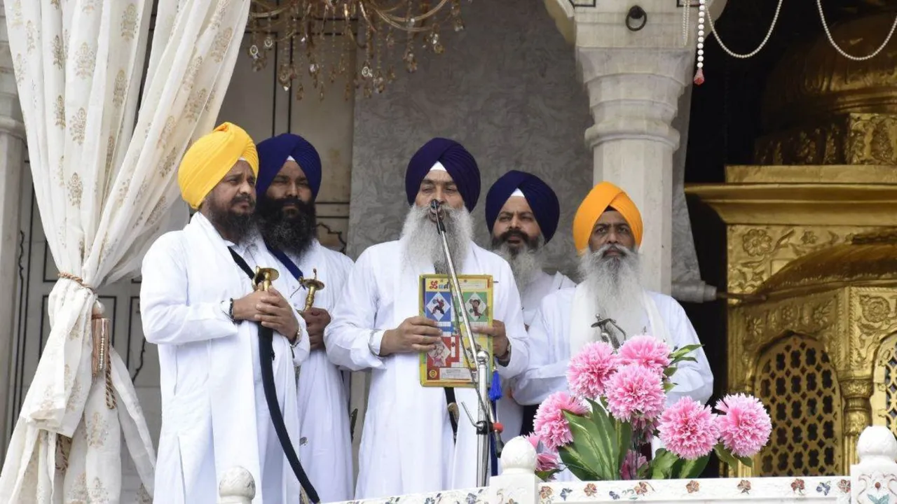 Sukhbir Singh Badal Akal Takht