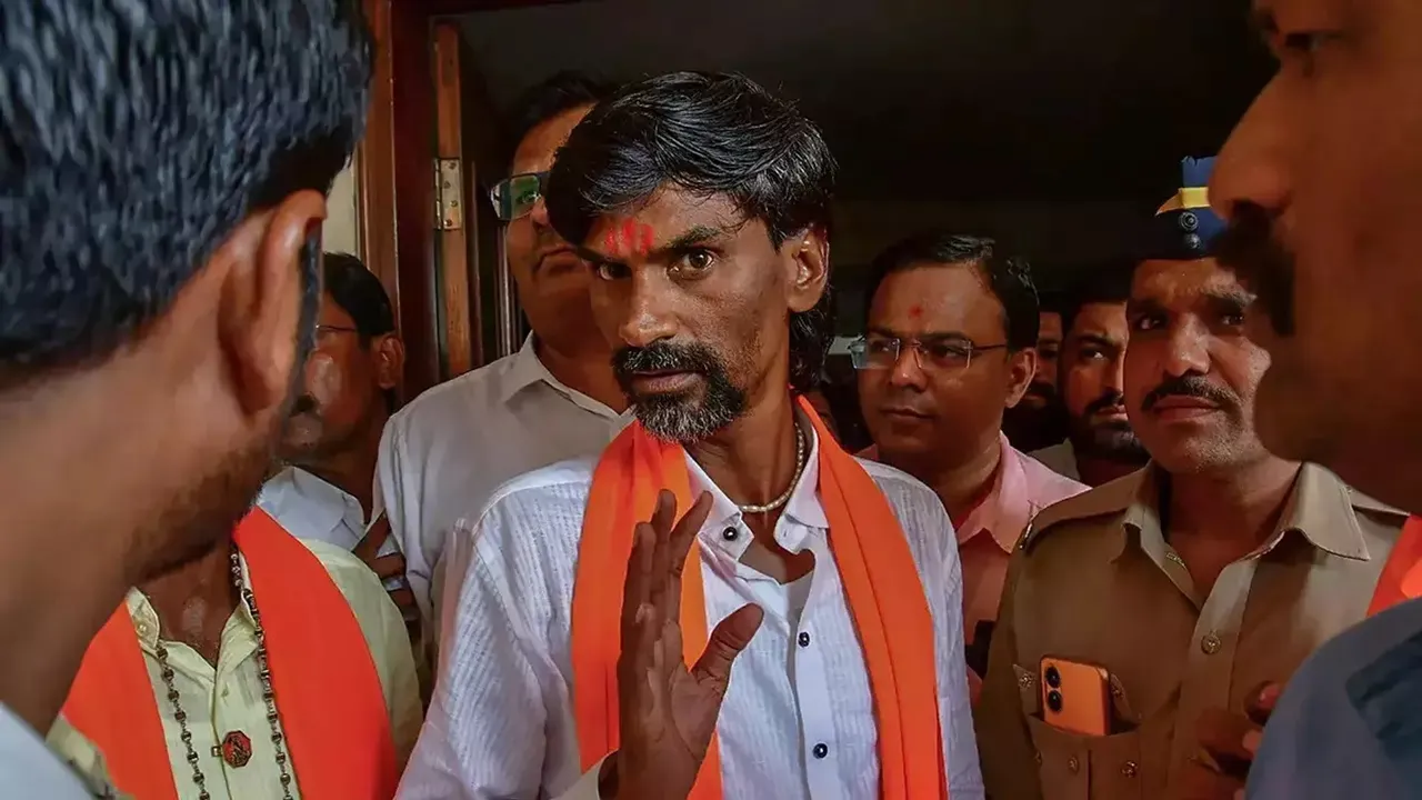 manoj jarange kunbi maratha.jpg