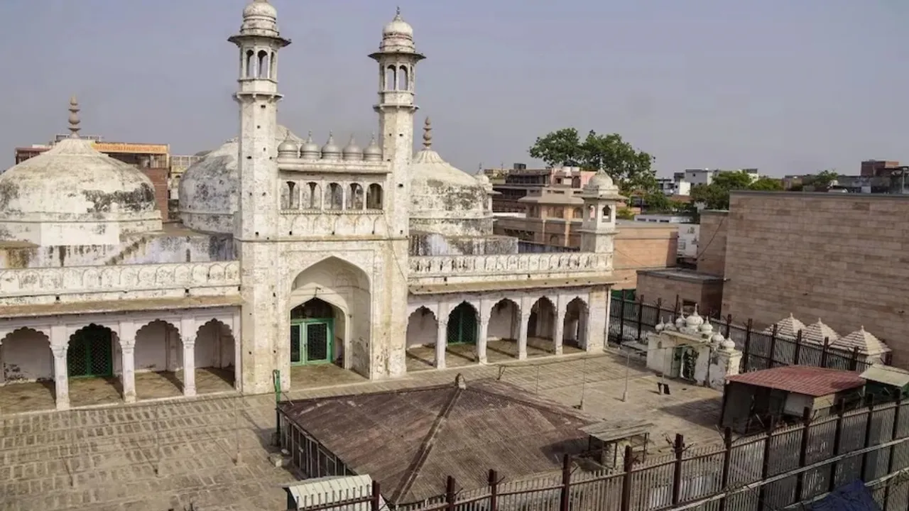 Gyanvapi case Shringar Gauri