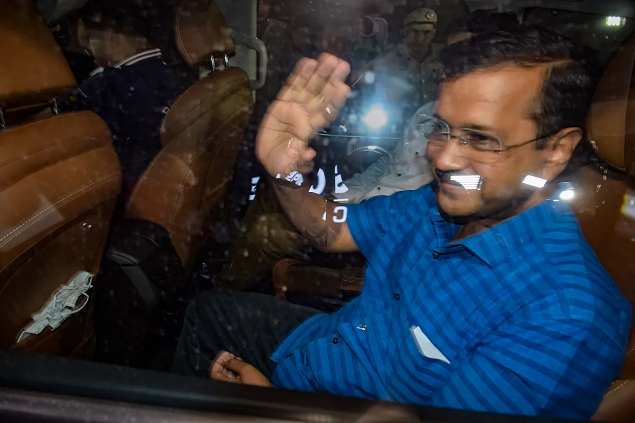Arvind Kejriwal leaves CBI headquarters after 9 hours of questioning