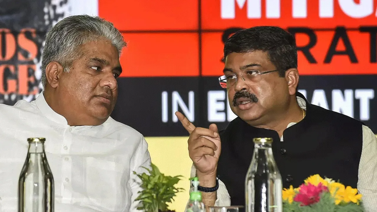 Dharmendra Pradhan Bhupender Yadav