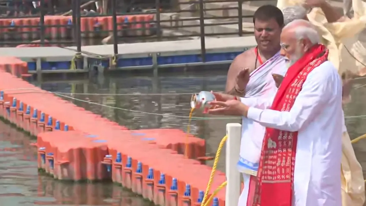 Prime Minister Narendra Modi performs 'Ganga Poojan' at Dashashwamedh Ghat, in Varanasi, Uttar Pradesh, Tuesday, May 14, 2024