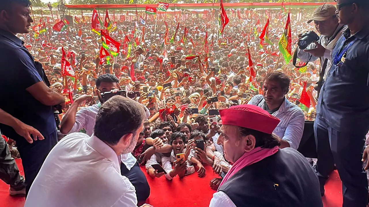 Supporters during a public meeeting of Congress leader Rahul Gandhi and Samajwadi Party Chief Akhilesh Yadav for Lok Sabha polls, in Phulpur, Sunday, May 19, 2024