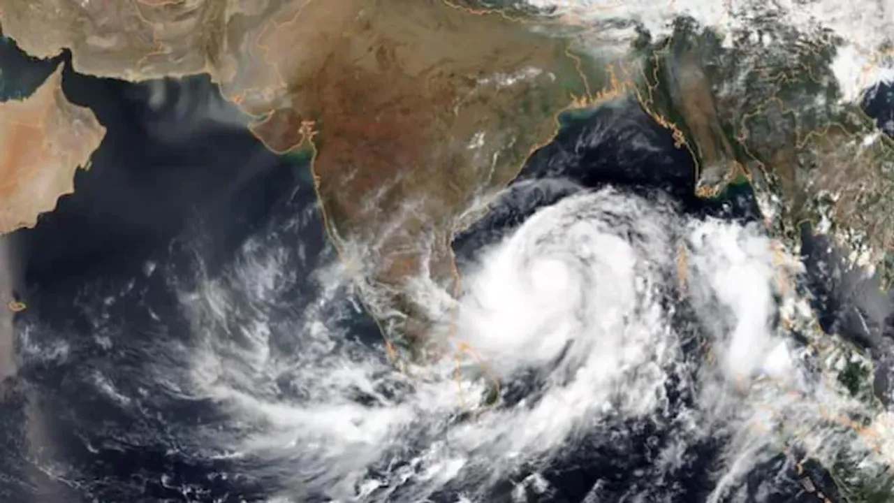 Tamil nadu Chennai Cyclone Bay Of bengal