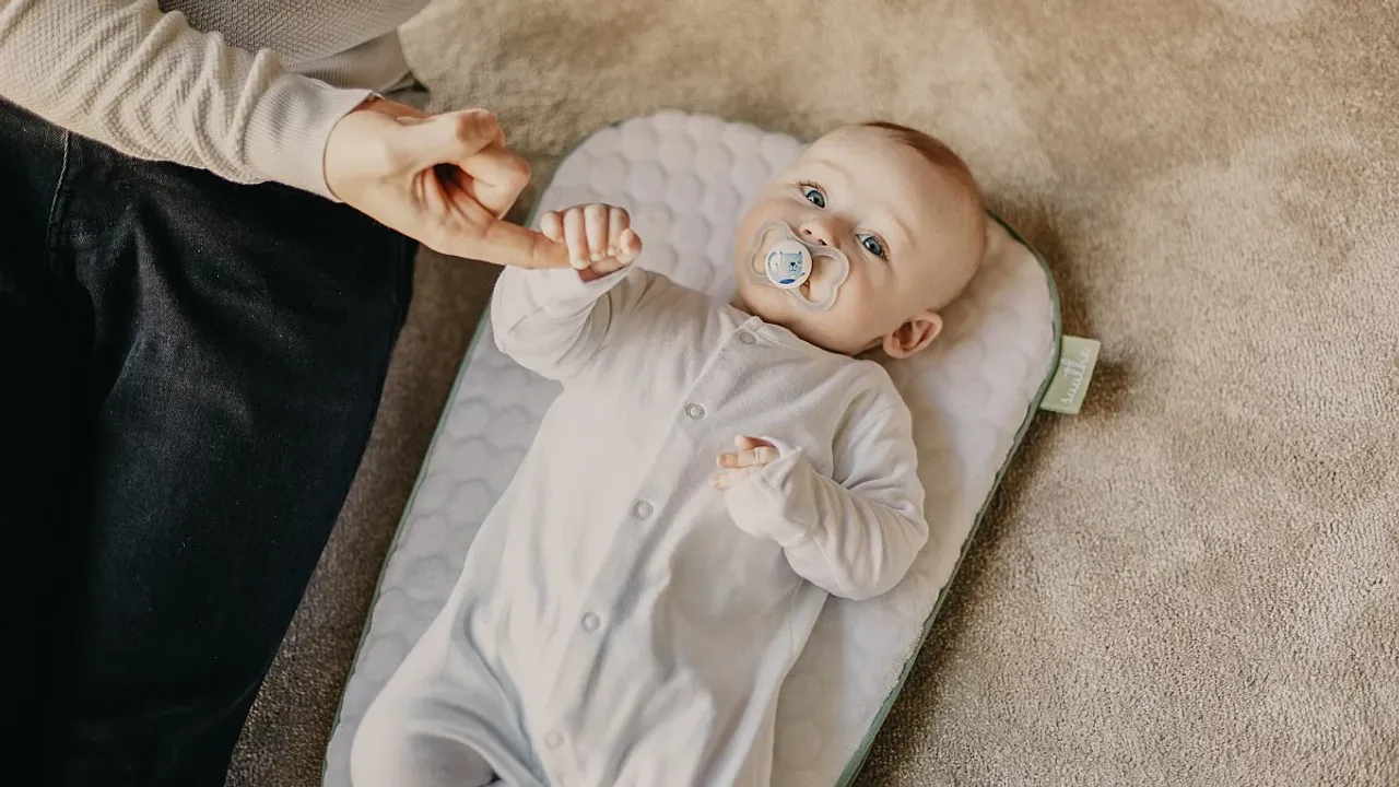 Baby child Birth Infant Pregnancy Parenting