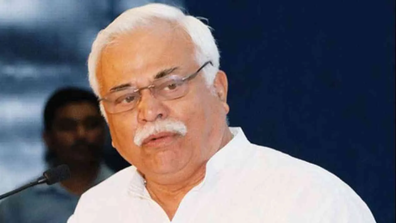 R V Deshpande.jpg