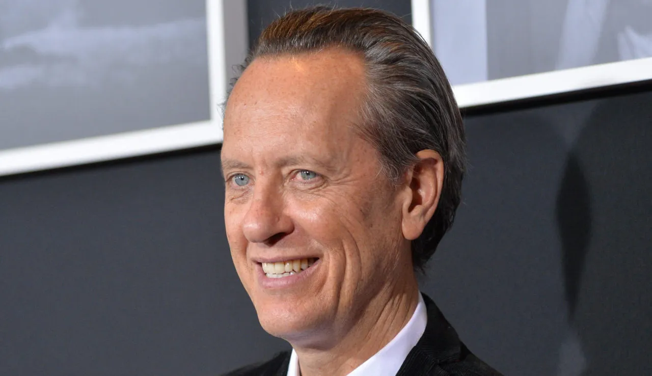 Richard E Grant
